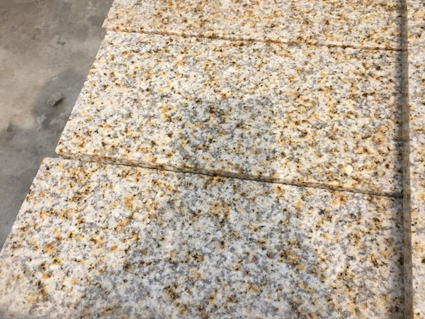 黄锈石荔枝面